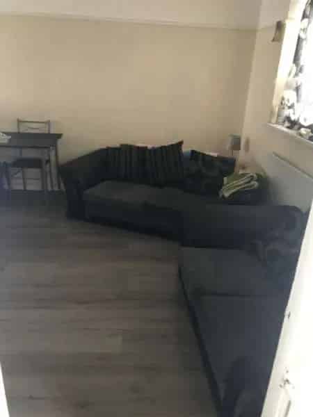 3 Bed House Large Garden Needs TLC