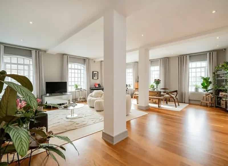Kensington Warehouse Conversion Apartment  Hillgate Village