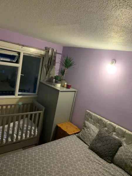 Flat For Rent in Basildon, England