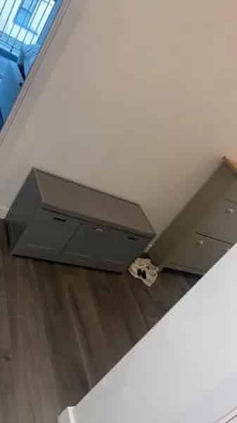 Two Bedroom Flat with Balcony and Open Plan Kitchen