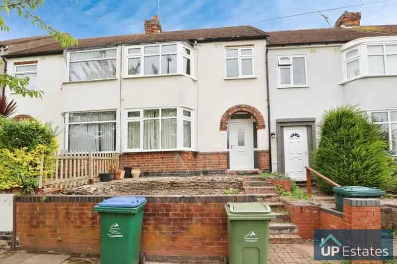 3 Bedroom Terraced House to Rent Available Now