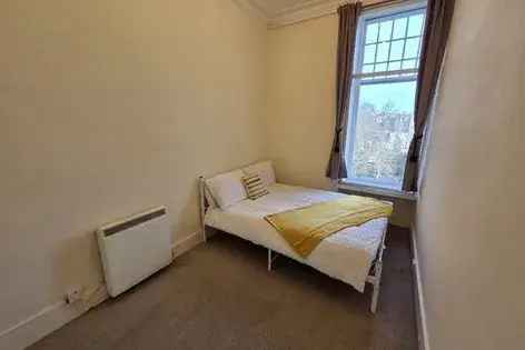 2 Bedroom Flat 60m² Aberdeen