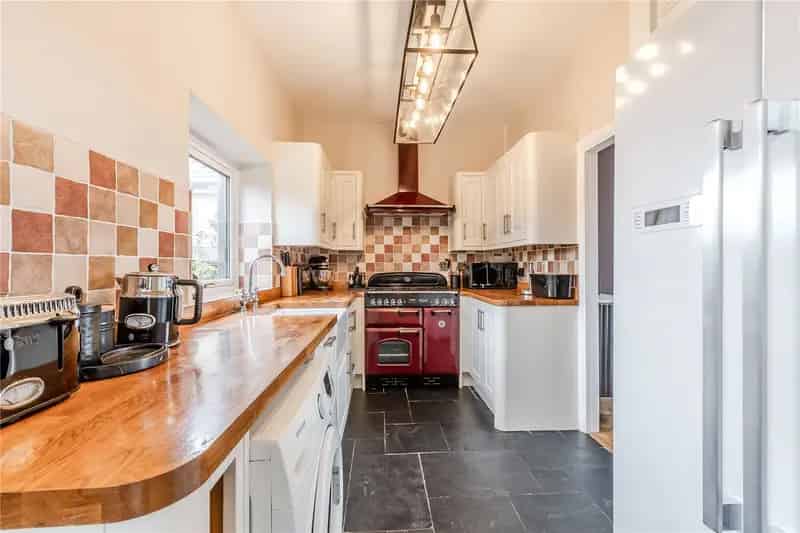 Three Bedroom Detached House in Rothwell