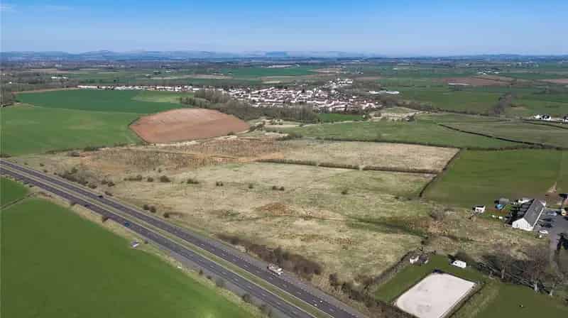 Land at Cauldhame Farm: 15 Acres with Development Potential