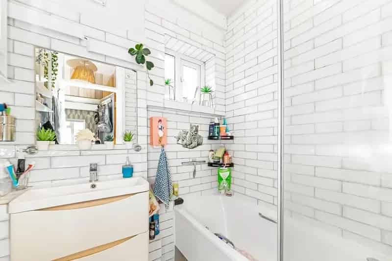 3 Bedroom House For Sale Eltham 749 SQ FT