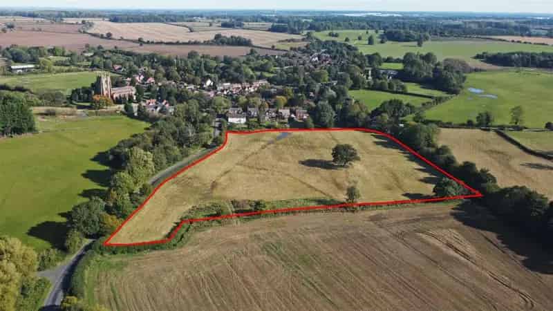 25.29 Acres Land for Sale Monks Kirby Warwickshire Arable Pasture
