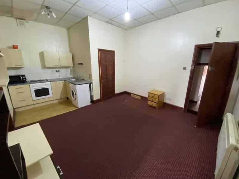 2 Bedroom Flat to Rent
