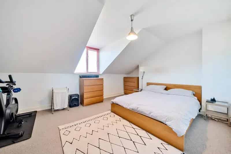 Spacious Two-Bedroom Victorian Flat