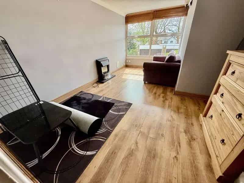 1 Bedroom Apartment for Sale