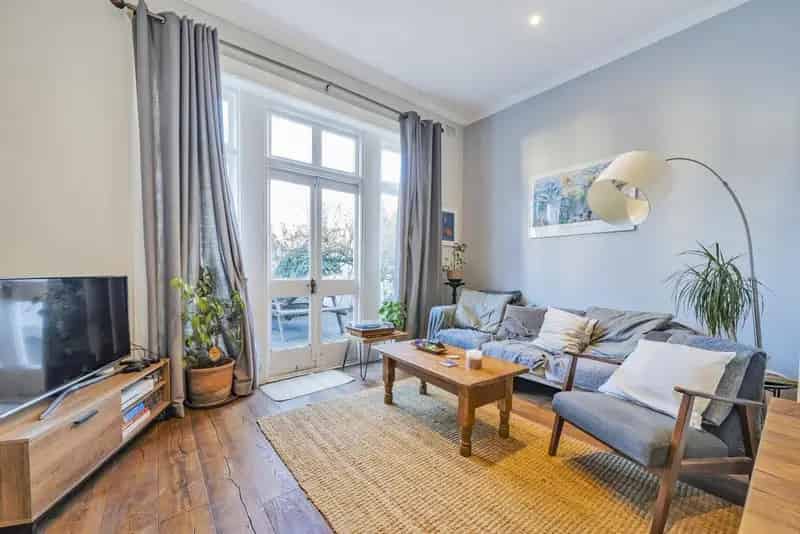 Two Bedroom Ground Floor Flat Near Streatham Station