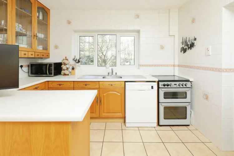 5 Bedroom Detached House For Sale - Moor Hall Golf Course Views