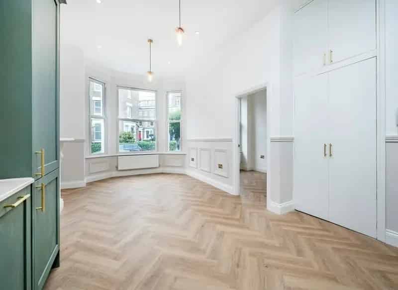 Flat For Sale , Netherwood Road, London, England
