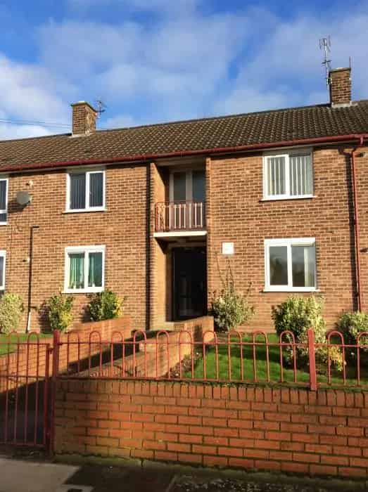 1 Bed Flat Gaywood Green