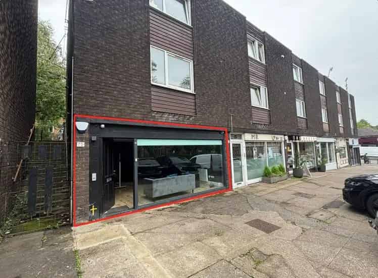 Glasgow West End Retail Unit 65.65 sq m