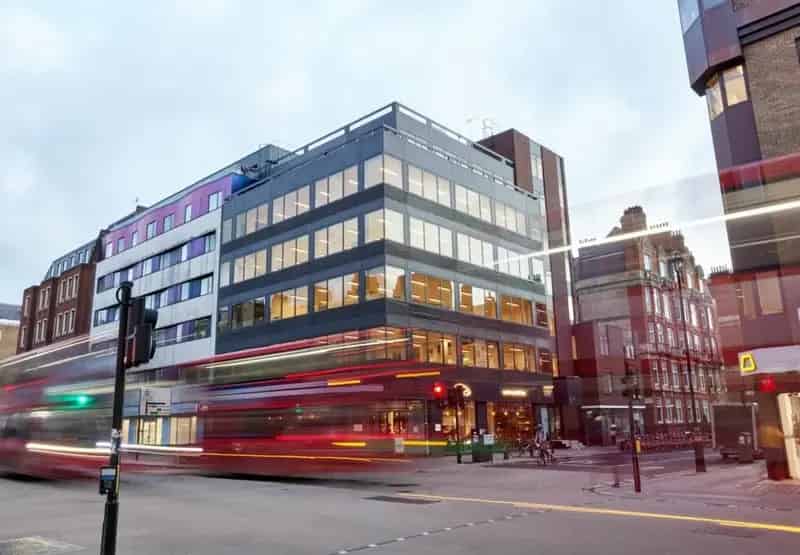 Commercial property For Rent , 111, Baker Street, London, England