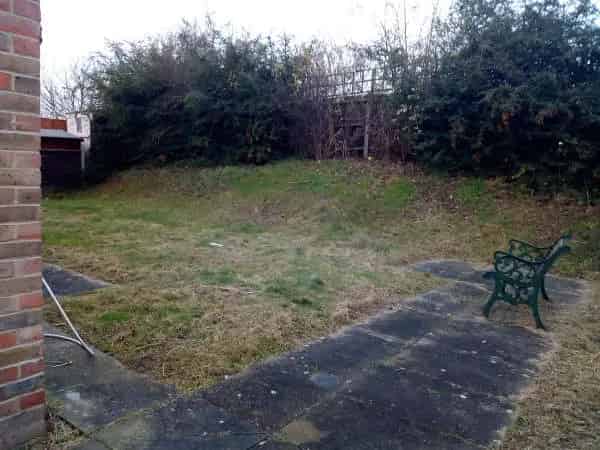 Quiet Flat Near River and Shops
