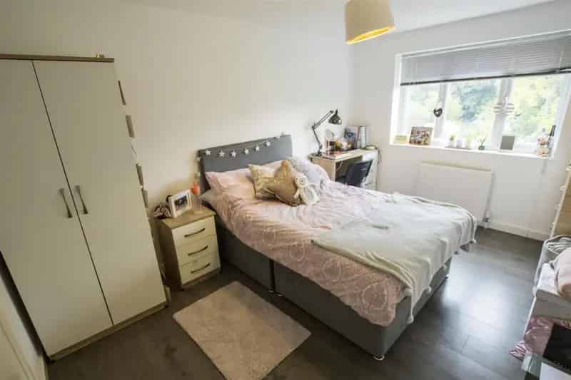 5 Bedroom 5 Bathroom Modern Student House 2025 2026
