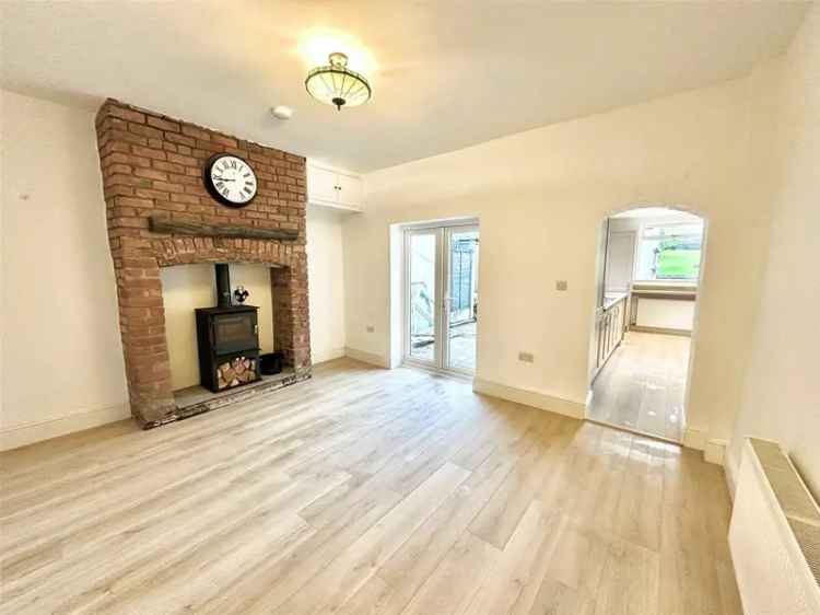 Semi-detached house For Sale in Buxton Road West, Disley, England