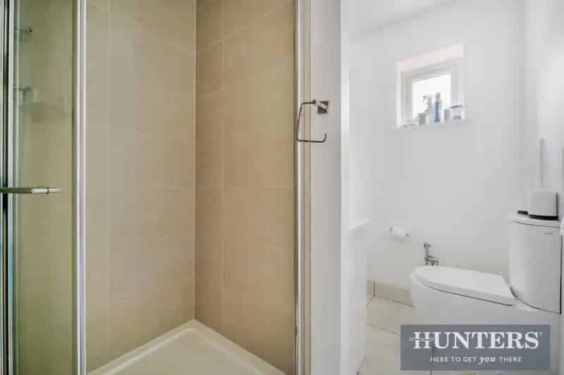 2 Bedroom Maisonette For Sale in Isleworth