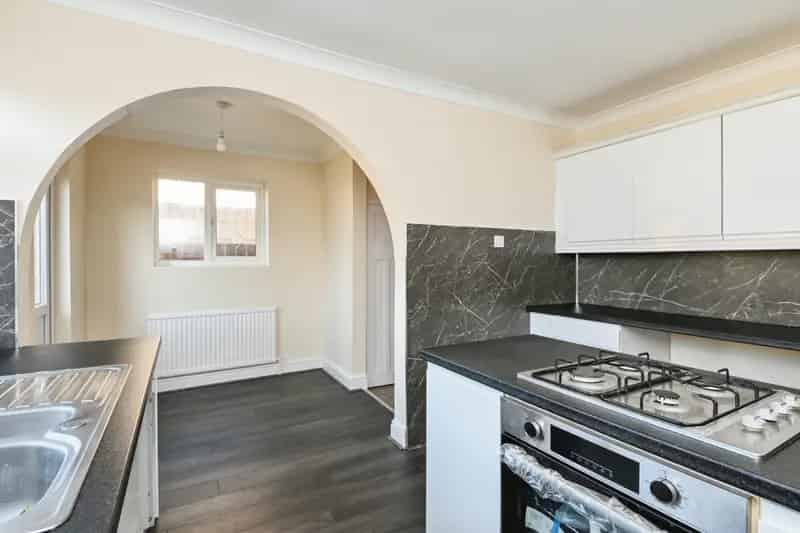 Three Bedroom Semi Detached House Clacton on Sea