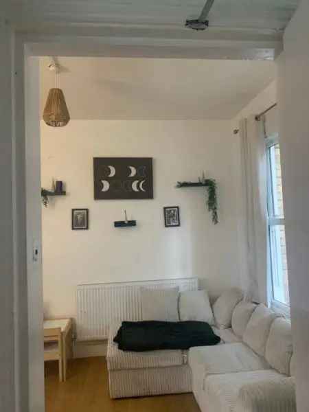 Flat For Rent in London, England