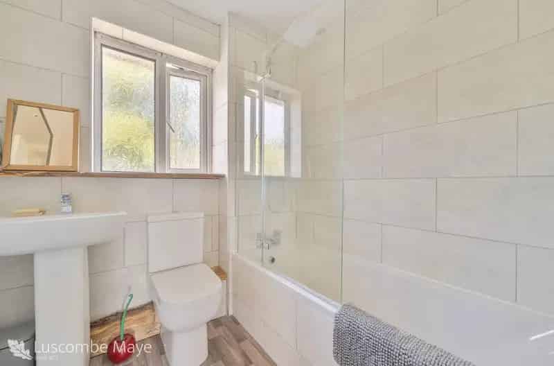 3 Bed Semi-Detached House for Sale