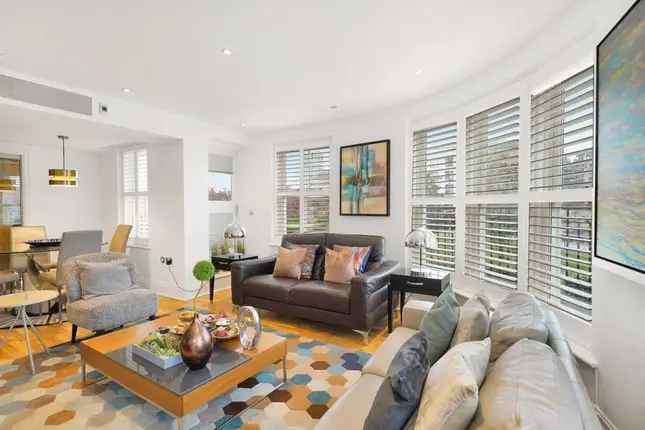 Flat for sale in Imperial Crescent, Imperial Wharf, London SW6