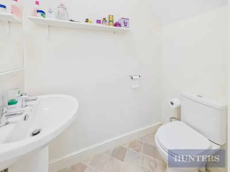 2 bedroom House
 For Sale 
Total Size: 646 SQ FT