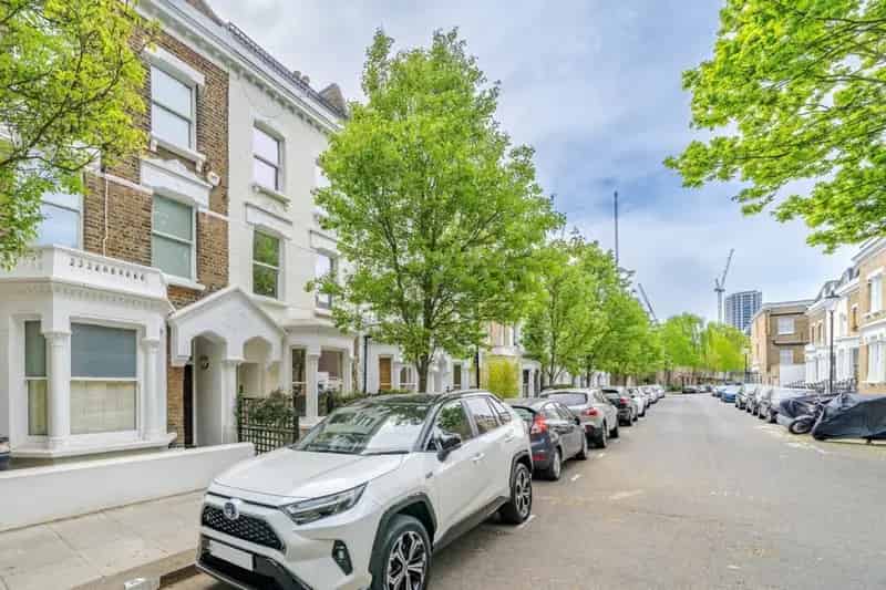1 Bedroom Flat To Rent Available Now
