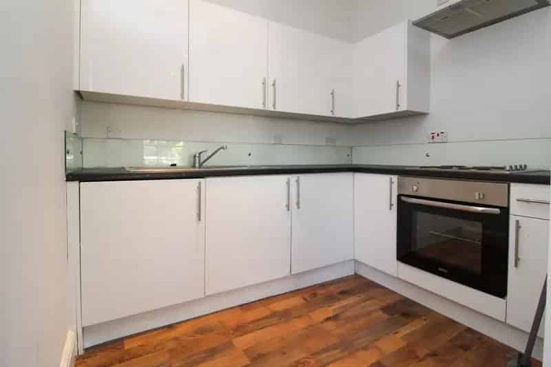 Colchester Town Centre Studio Apartment Available Now