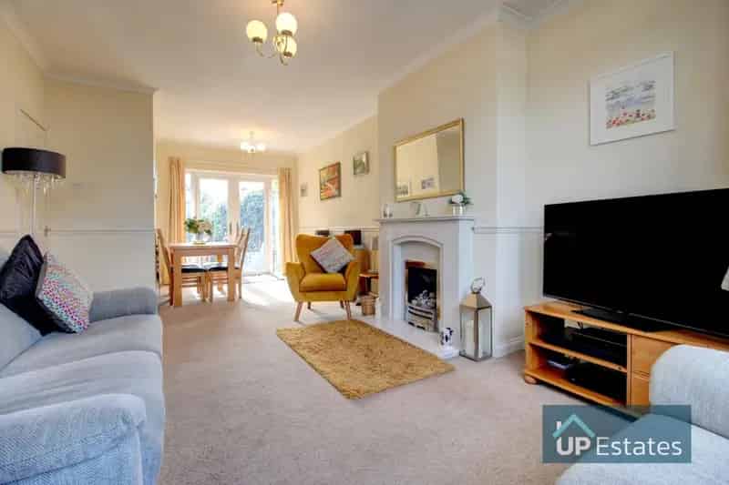 3 Bedroom Semi Detached House for Rent