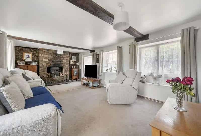 3 Bed House for Sale in Quiet North Bristol Village