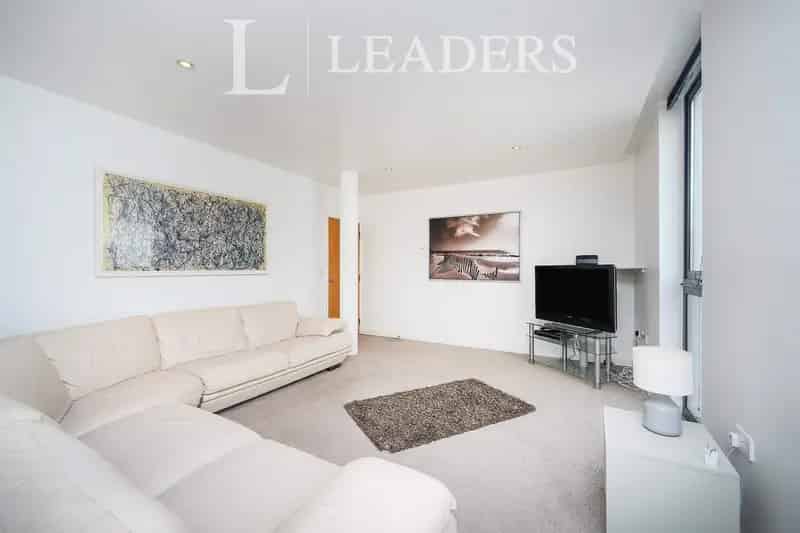 2 bedroom apartment to rent