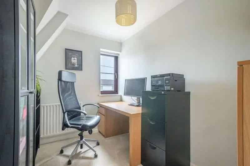 4 Bed House for Sale Character and Modern Comfort