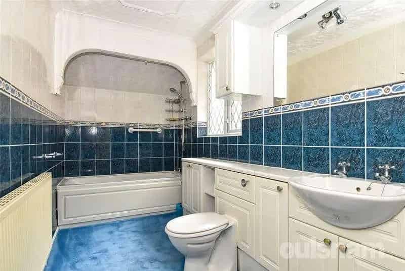 4 Bed House for Sale in Kings Heath Moseley
