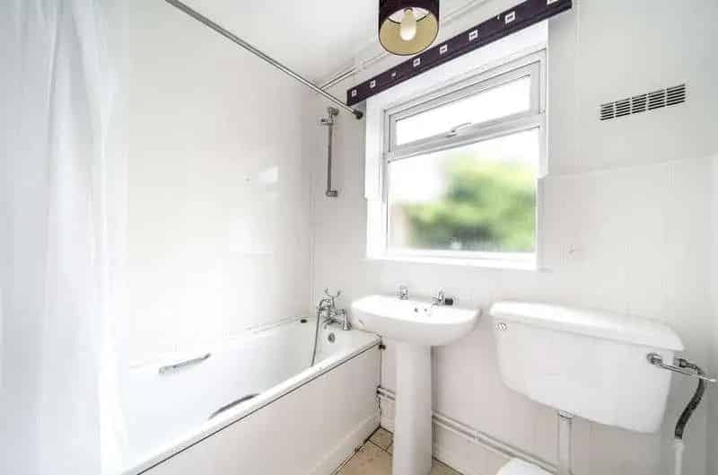 2 Bed Flat for Sale in Penkhull, Stoke-on-Trent