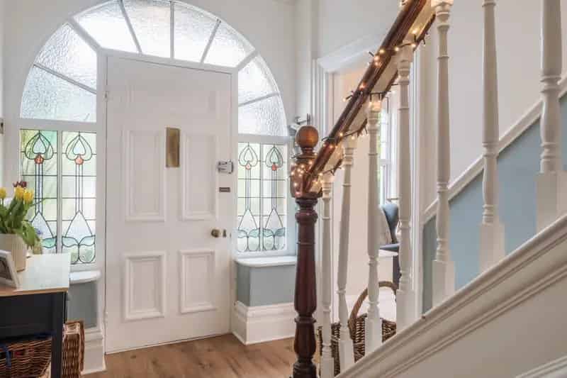 6 Bedroom House For Sale Freehold Detached Family Home
