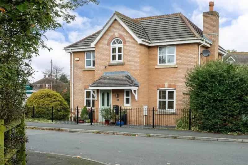 4 Bed Detached House for Sale East Leake