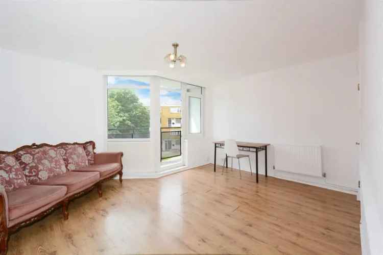 3 Bedroom Flat House to Rent