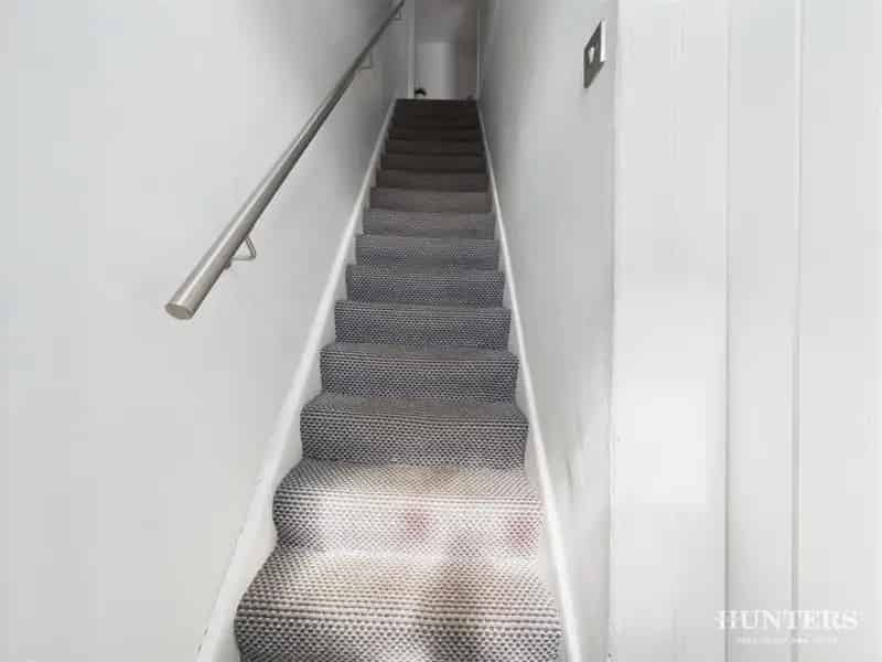 2 Bedroom House For Sale Near Transport Links and Schools