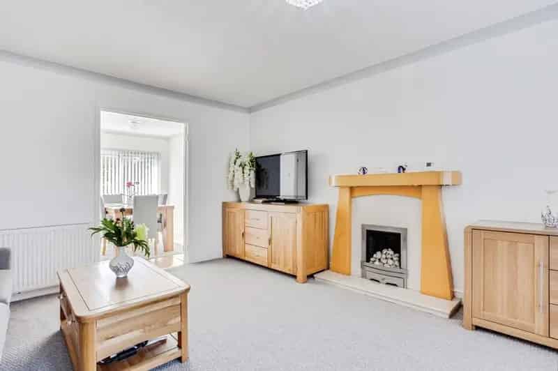 3 Bedroom Detached House for Sale Wakefield West Yorkshire
