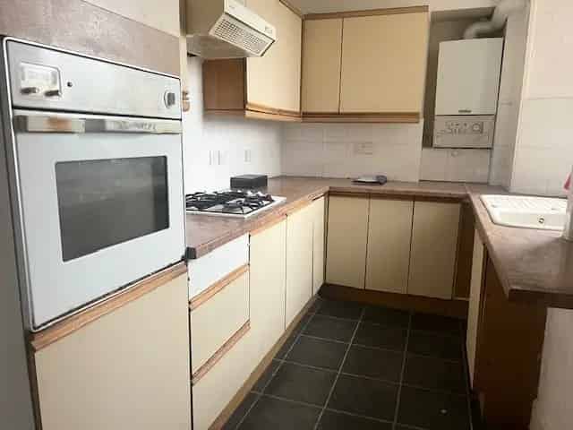2 bedroom flat for sale in Ayr