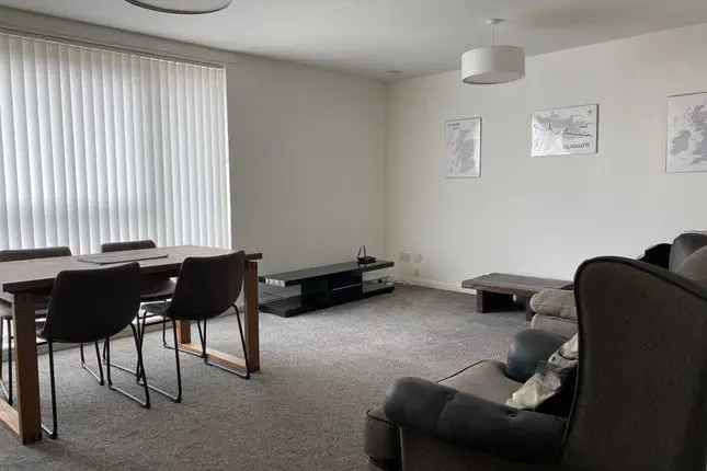 Flat to rent in Hanson Park, Dennistoun, Glasgow G31