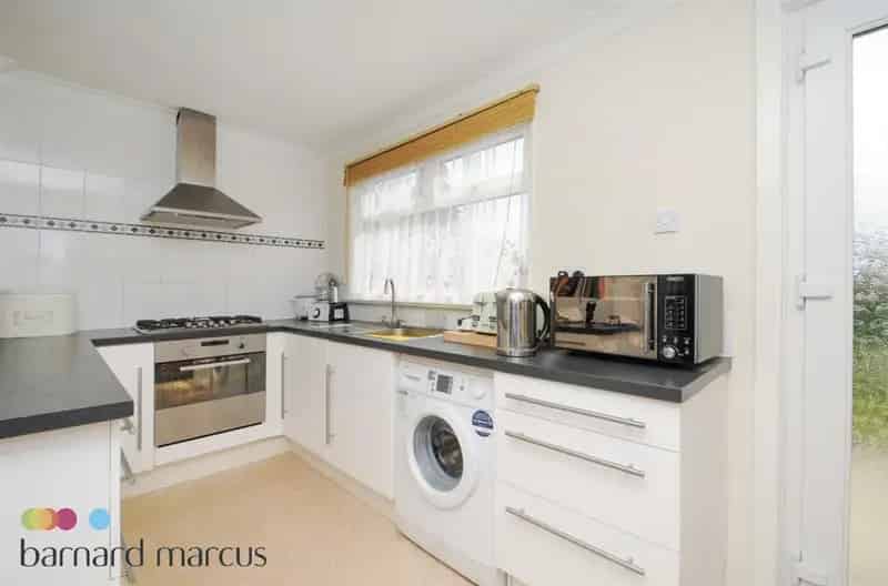 Three Bedroom Cottage Muswell Hill South Facing Garden