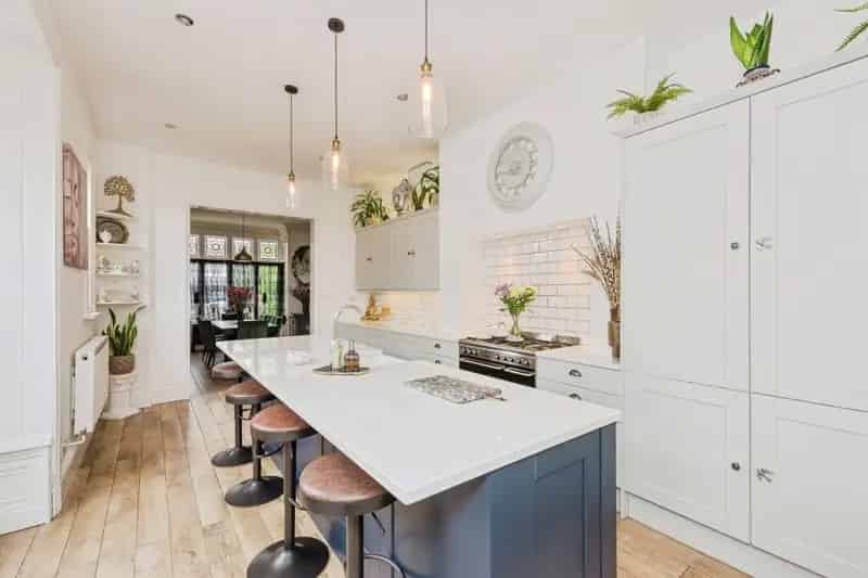 5 Bedroom Victorian House with Garage and Mature Gardens