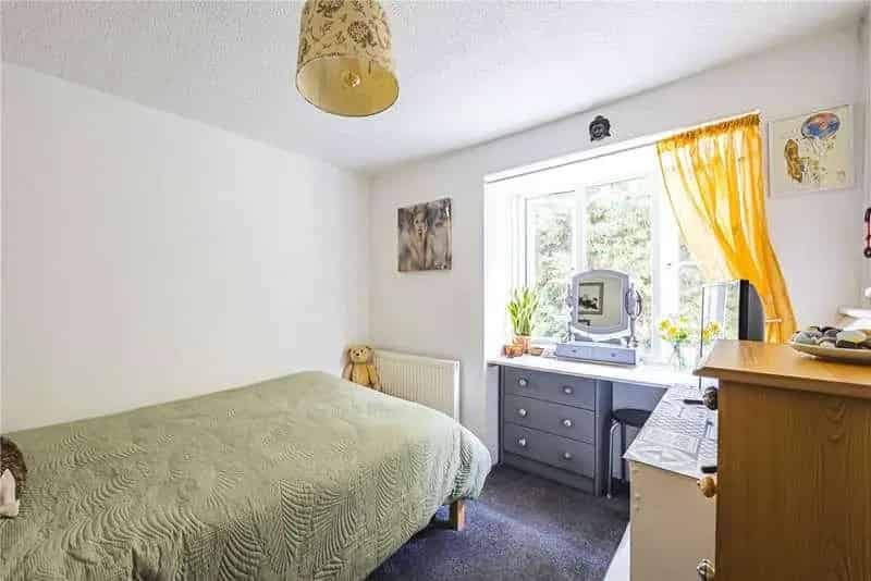 2 Bed Character Cottage For Sale