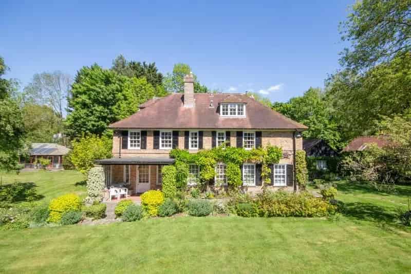 6 Bedroom Detached House for Sale Cambridge