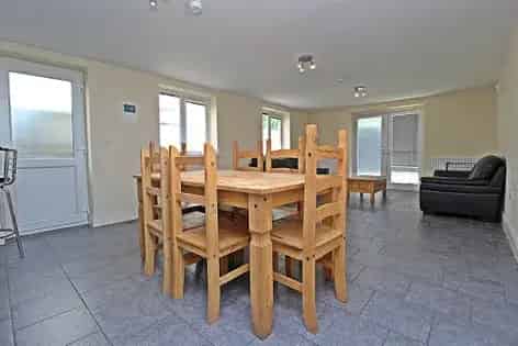 1 Bed Student Room Cardiff Bills Included