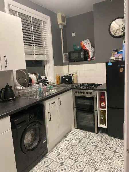 Flat For Rent in London, England