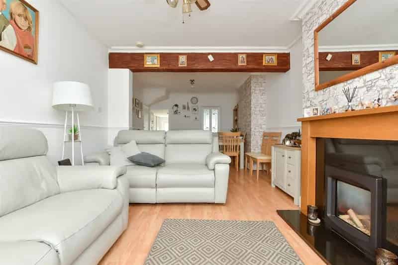 4 Bedroom Victorian Terrace House for Sale